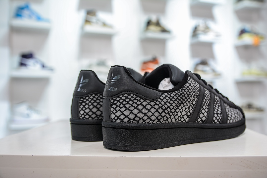 Original Adidas Superstar X Atmos Luminous Black Snake 3M Reflective Black Snake Shell Toe Shoes FY6014