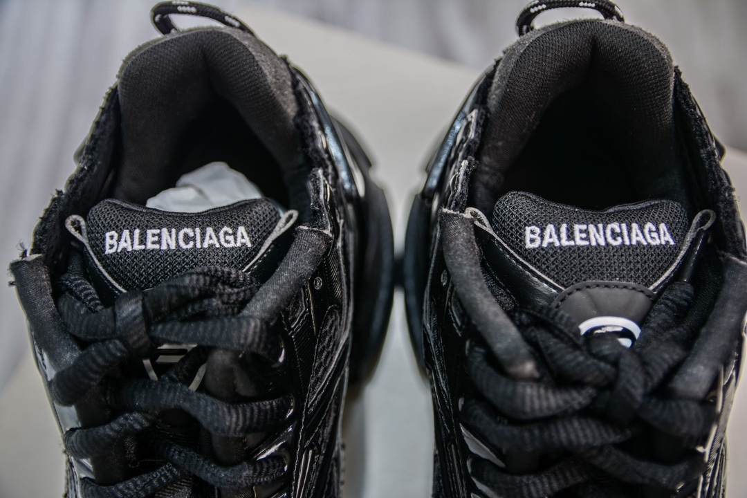 BALENCIAGA -Runner 巴黎世家7代 独家点胶工艺同步原鞋