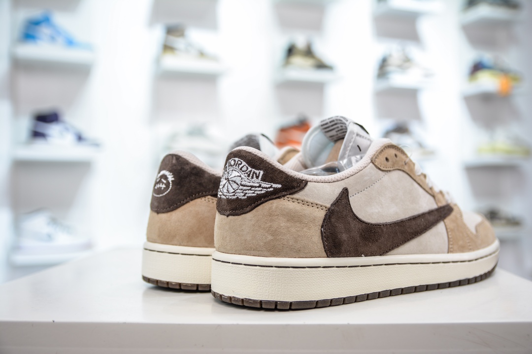 220 Fragment x Travis Scott x Air Jordan 1 Low 三方联名倒钩   DM7866-111