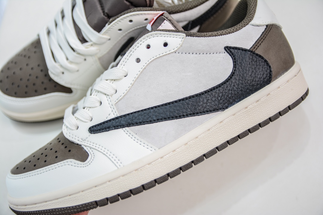 220 Fragment x Travis Scott x Air Jordan 1 Low 三方联名倒钩 DM7866-715