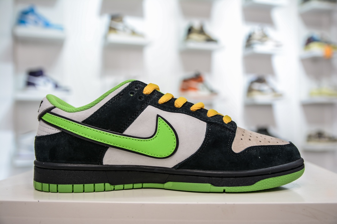 Nike SB Dunk Low Powerpuff Girls GP5532-063