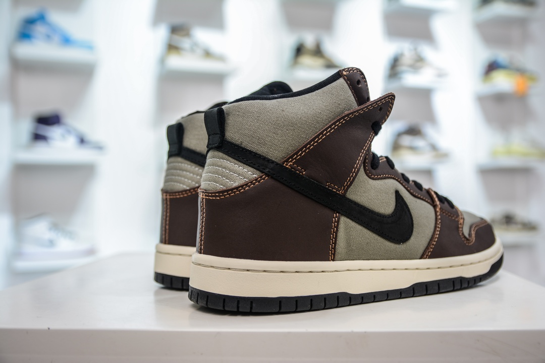 AY version of the original Nike Dunk SB High Pro ”Baroque Brown” lightweight, non-slip and wear-resistant BQ6826-201