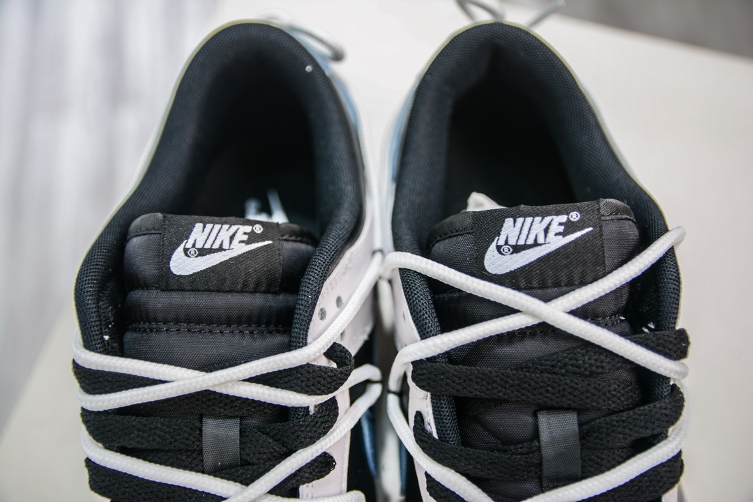 YC version of the original Nike Dunk Low Night Messenger Dark Blue DV0831-002