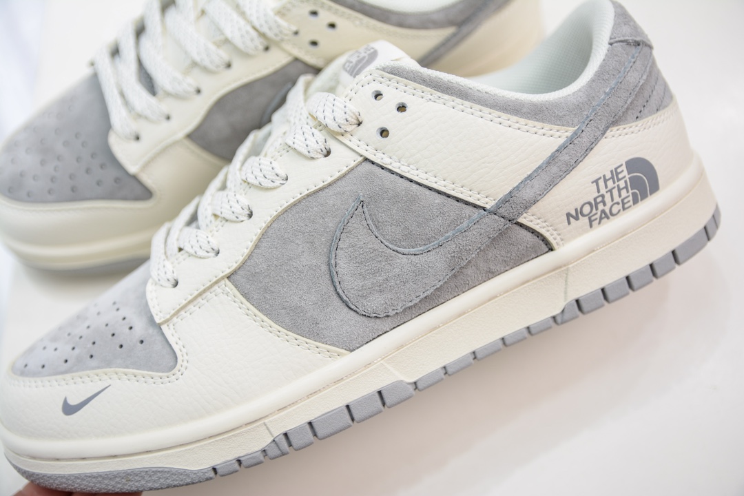 Nike SB Dunk Low“北面联名——米灰翻毛” 周年高端定制低帮休闲板鞋 XD6188-020