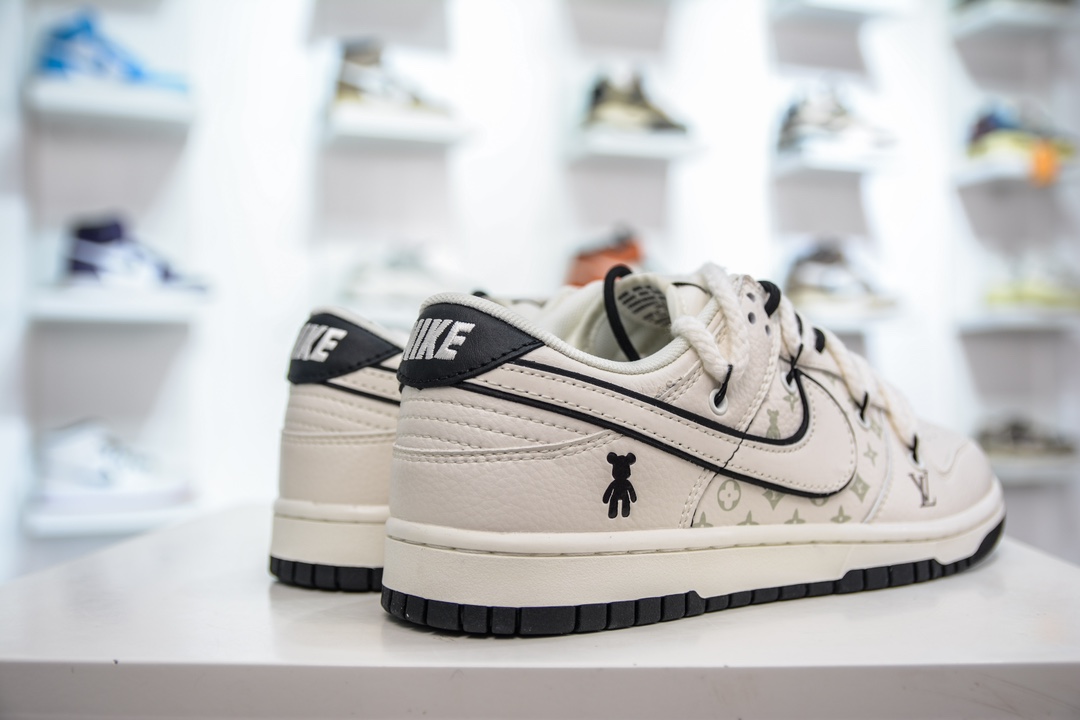 300 LV x Nike Dunk Low 米白 FC1688-135