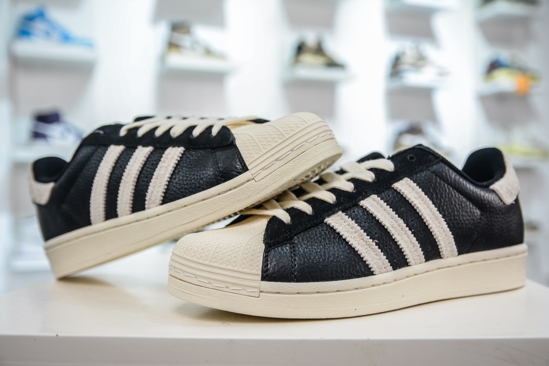 150 adidas originals Superstar 贝壳头  GY3428