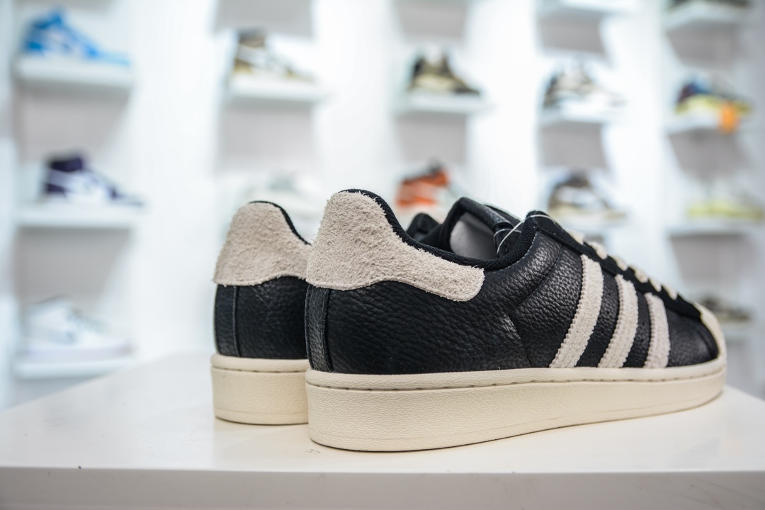 150 adidas originals Superstar 贝壳头  GY3428