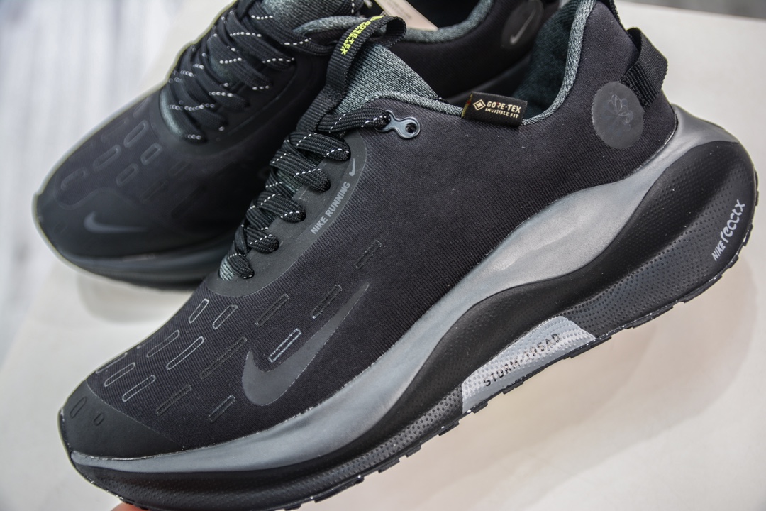 200 Nike  Infinity Run 4 Gore-Tex 耐克防水公路助力畅跑鞋  FB2197-002