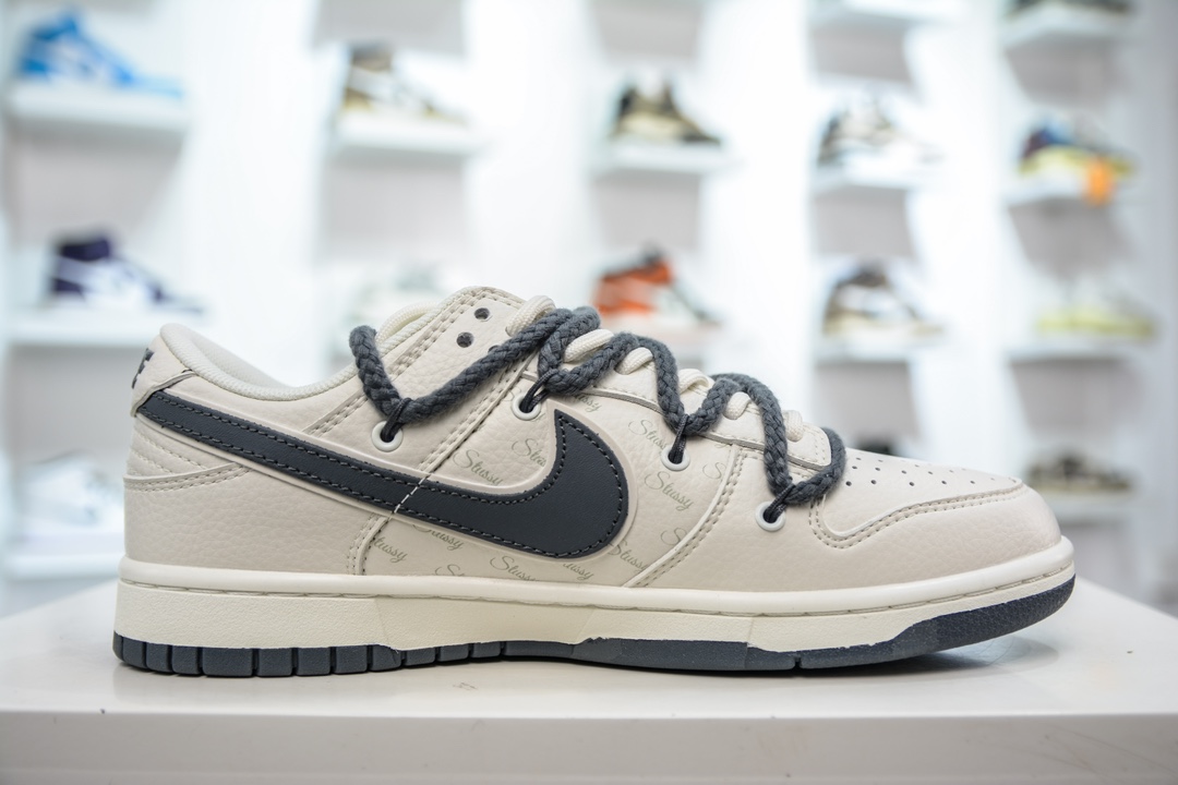 300 Nike SB Dunk Low“斯图西联名——米白灰” 周年高端定制  FC1688-140