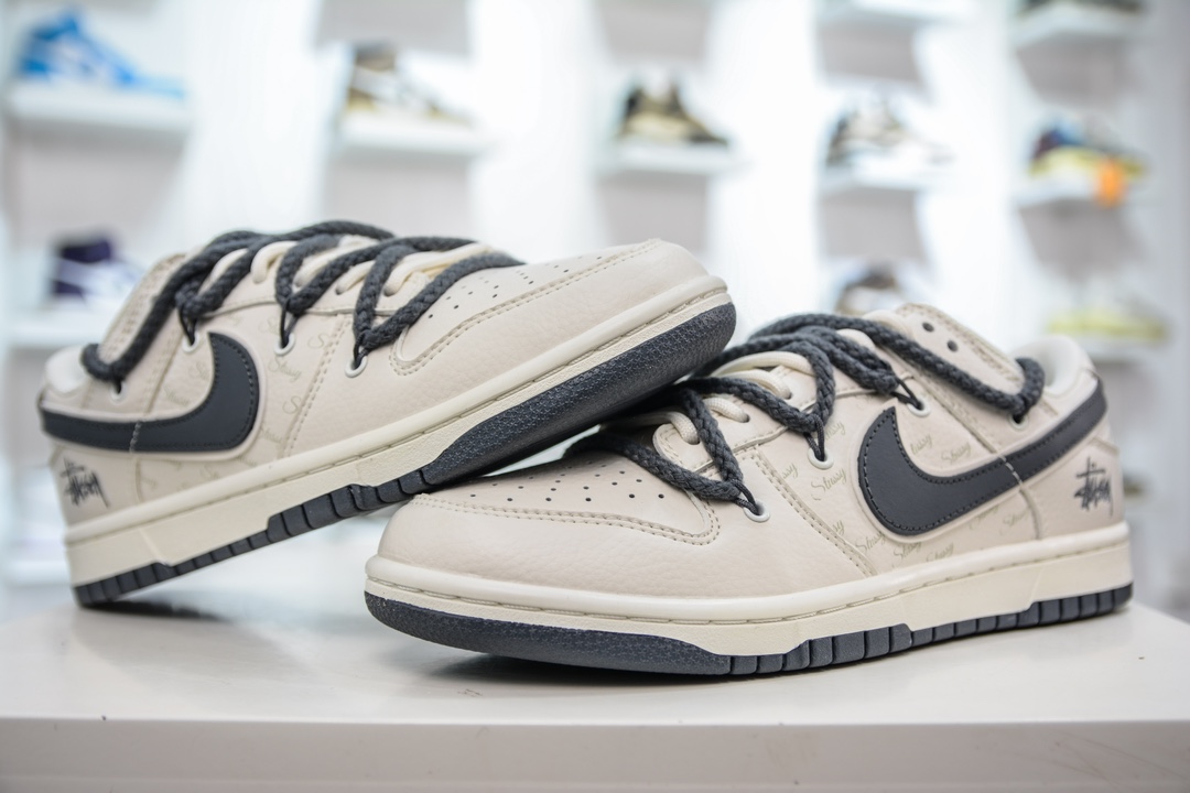 300 Nike SB Dunk Low“斯图西联名——米白灰” 周年高端定制  FC1688-140