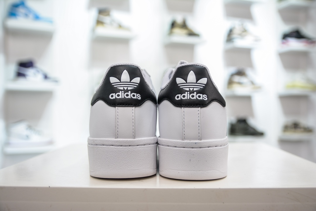 CS pure original Adidas Originals Superstar XLG shell head black and white IF9995