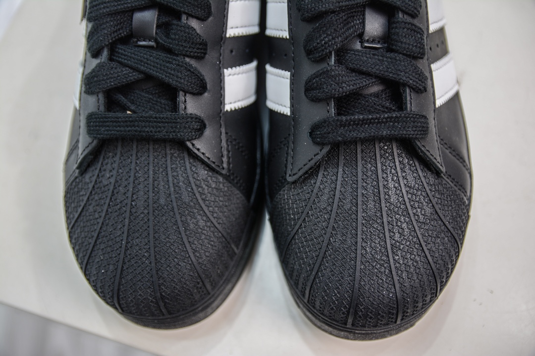 CS pure original Adidas Originals Superstar XLG shell head black and white IF9777