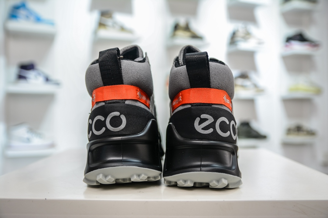 Ecco BIOM shock-absorbing waterproof men's hiking shoes