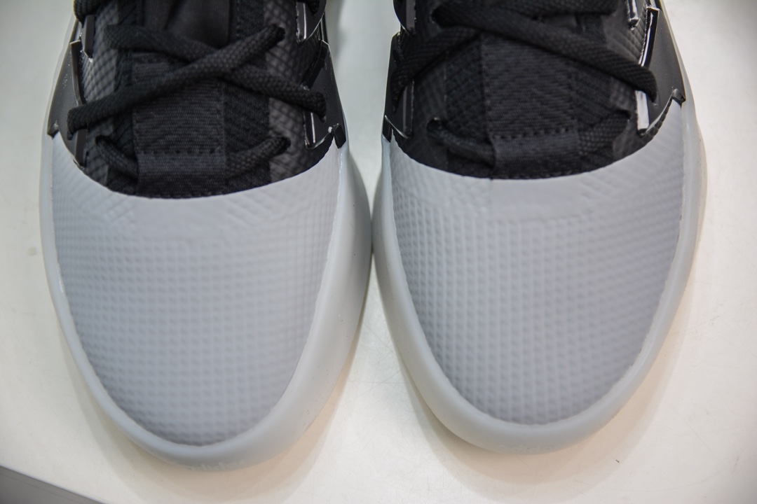 450 纯原 Fear of God Athletics x Adidas Basketball FOG联名高帮篮球鞋 IE6179