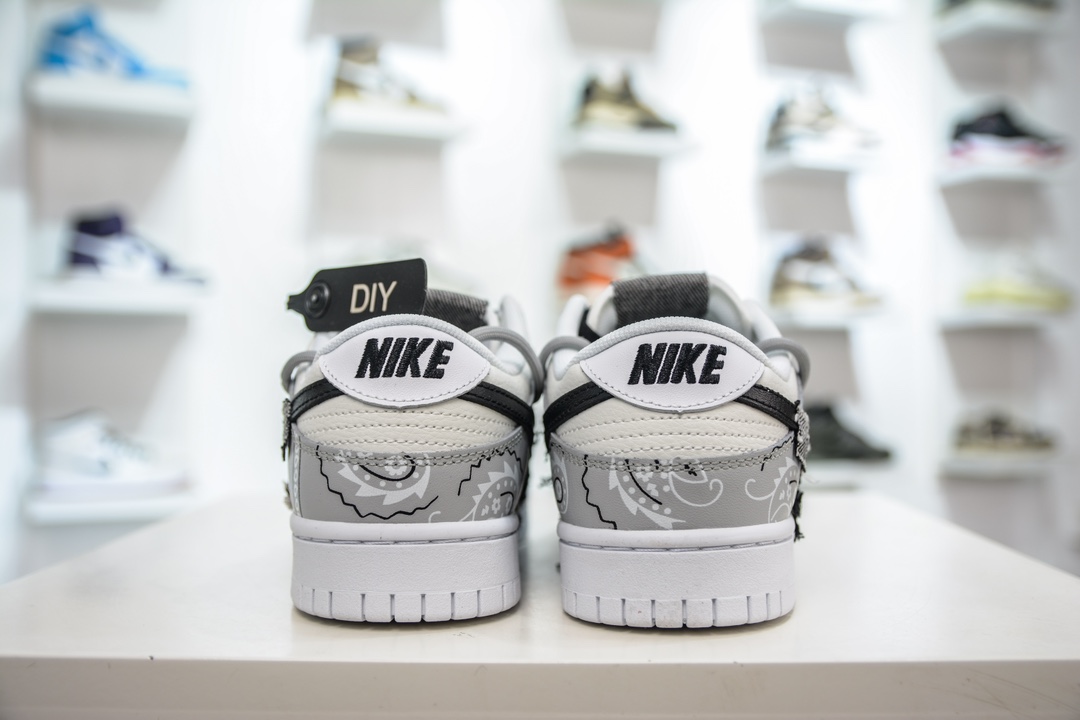 240 Nike Dunk Low 缝牛仔布 灰黑白  DJ6188-101