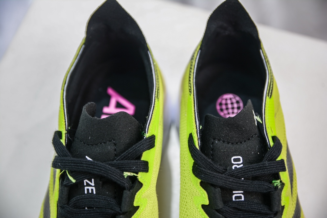 200 AD Adizero Boston 11 夏季透气网眼竞速跑鞋 HP9705