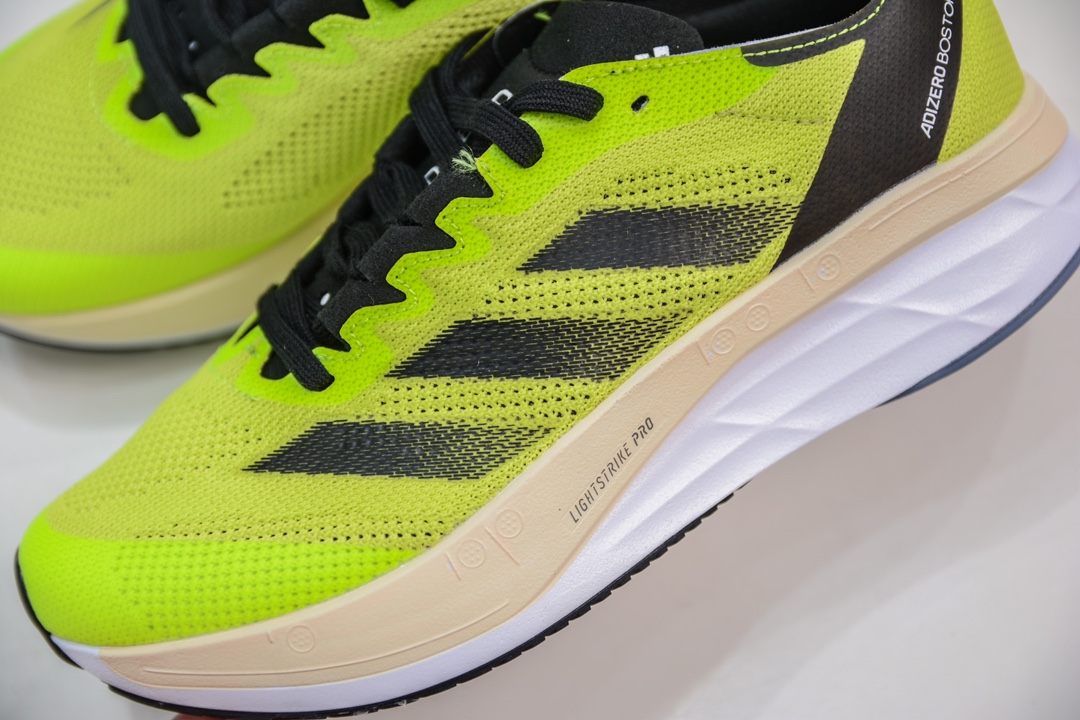 200 AD Adizero Boston 11 夏季透气网眼竞速跑鞋 HP9705