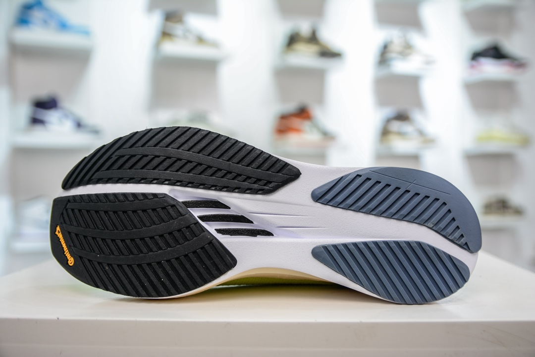 200 AD Adizero Boston 11 夏季透气网眼竞速跑鞋 HP9705