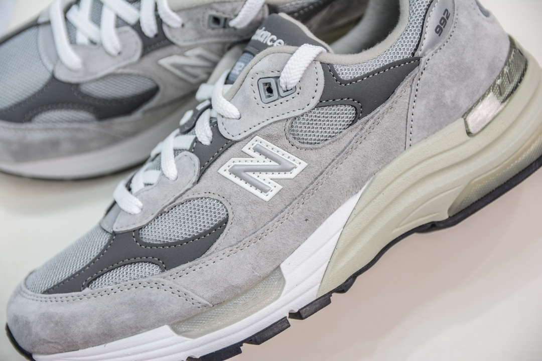 260 M版纯原 New Balance 新百伦NB992总统复古慢跑鞋 M992GR