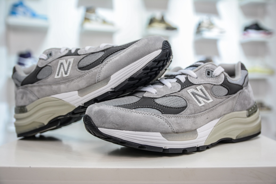 260 M版纯原 New Balance 新百伦NB992总统复古慢跑鞋 M992GR