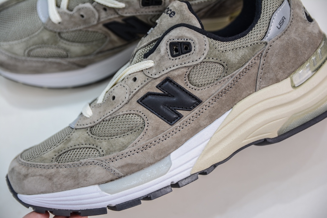 260 M版纯原 New Balance 新百伦NB992总统复古慢跑鞋 M992J2