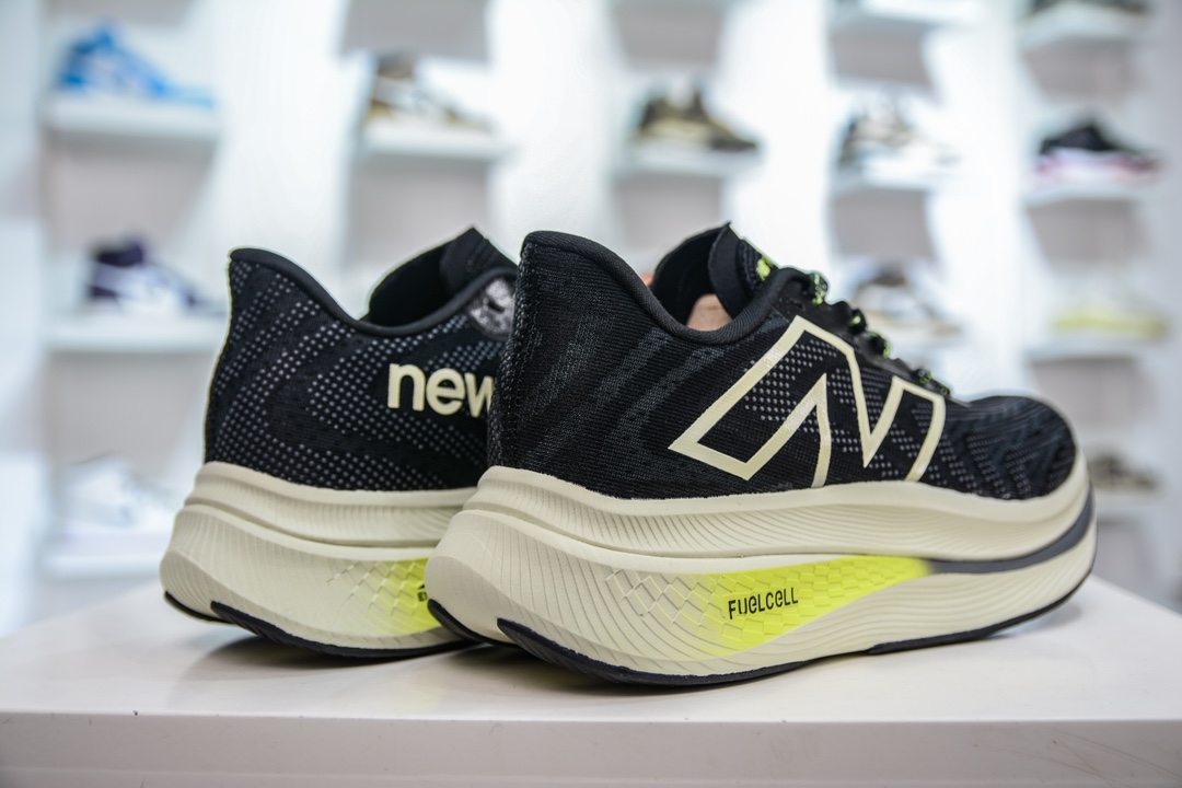 220 New Balance FuelCell 新百伦NB系列超轻量化低帮休闲运动慢跑鞋 MRCXBK3