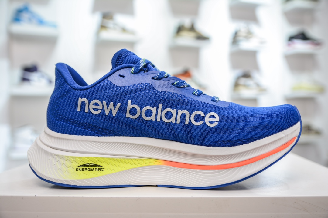 220 New Balance FuelCell 新百伦NB系列超轻量化低帮休闲运动慢跑鞋   MRCXBL3