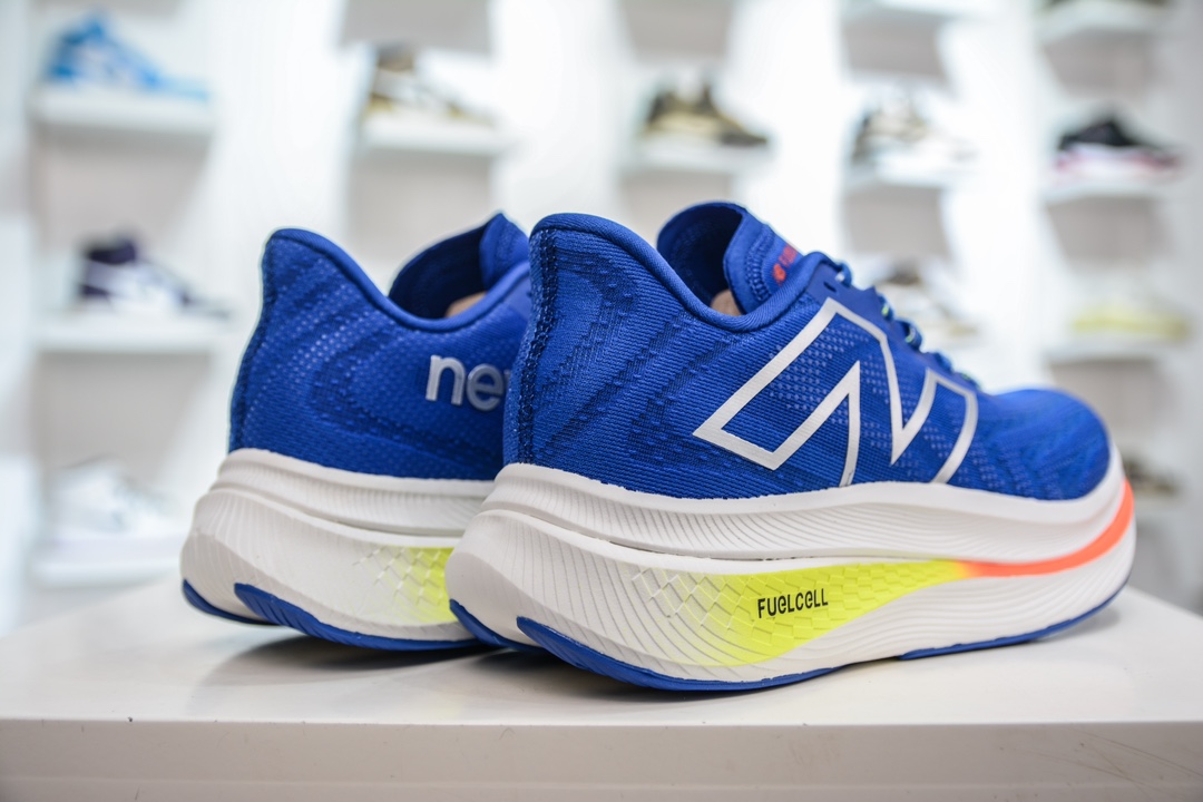 220 New Balance FuelCell 新百伦NB系列超轻量化低帮休闲运动慢跑鞋   MRCXBL3