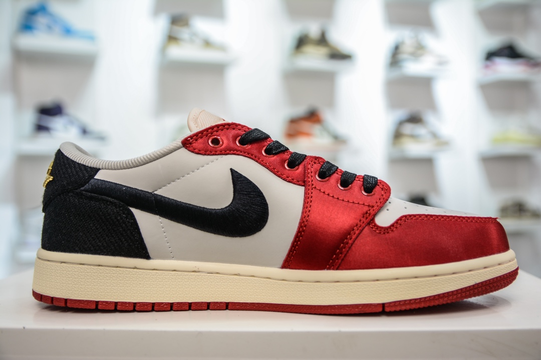 220 Trophy Room x Air Jordan AJ1 Low 低帮 乔丹之子联名白黑红 FN0432-100