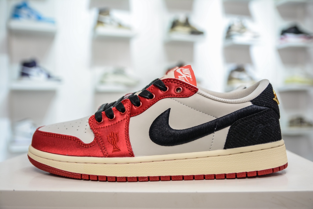 220 Trophy Room x Air Jordan AJ1 Low 低帮 乔丹之子联名白黑红 FN0432-100