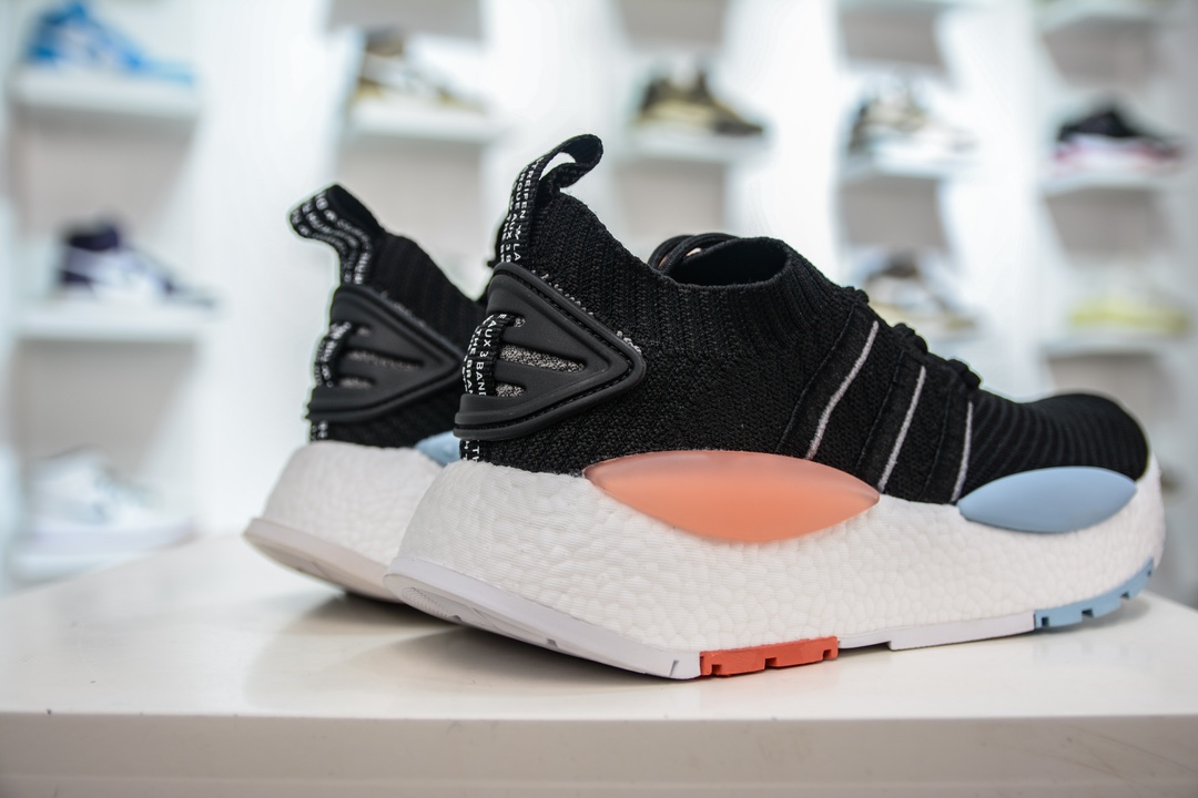 220  Adidas Originals NMD V3 Boost 百搭单品 爆米花缓震跑鞋  IE9593