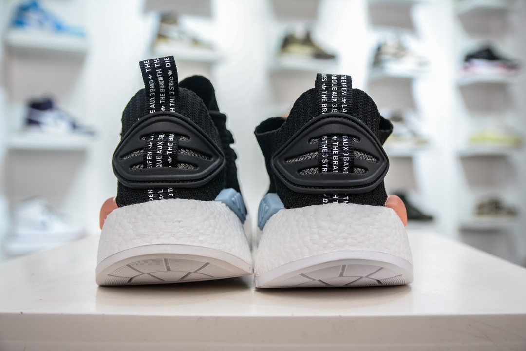 220  Adidas Originals NMD V3 Boost 百搭单品 爆米花缓震跑鞋  IE9593