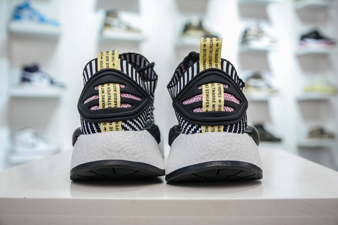 220  Adidas Originals NMD V3 Boost 百搭单品 爆米花缓震跑鞋  IE9594