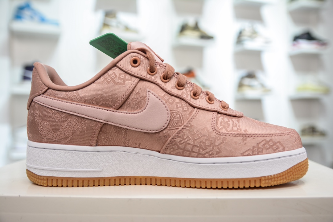 240  Clot x Nike Air Force 1 Premium 粉丝绸 双层面料  CJ5290-600