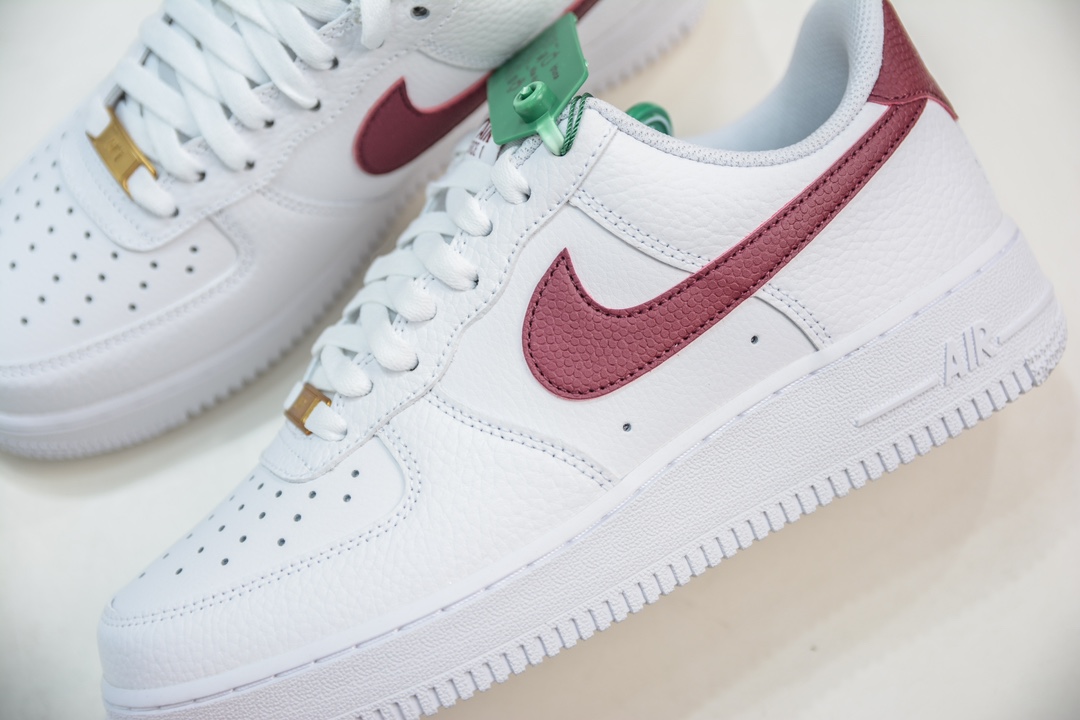 200 Nike Air Force 1 Low 白酒红 CZ0326-100