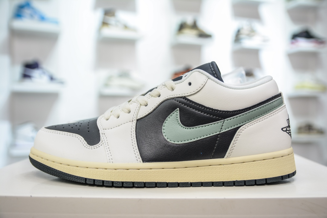 180 Air Jordan 1 Low AJ1乔1低帮休闲板鞋  DC0774-001