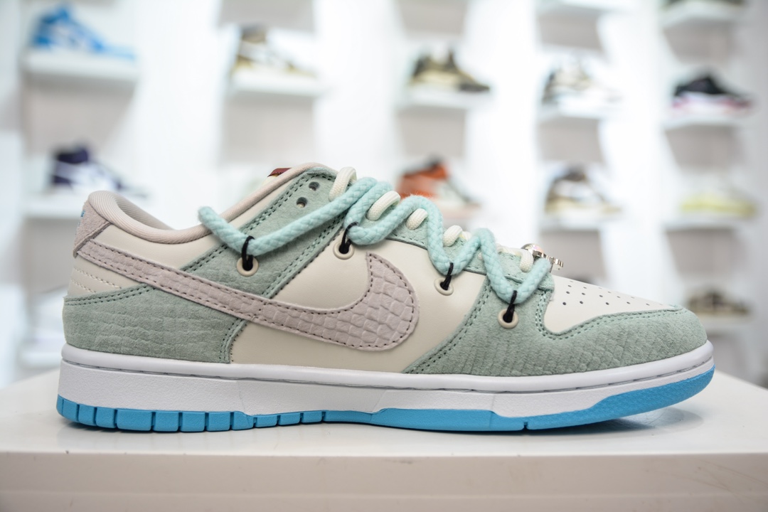 300 Nike SB Dunk Low 龙年限定 龙腾四海 SJ2068-230