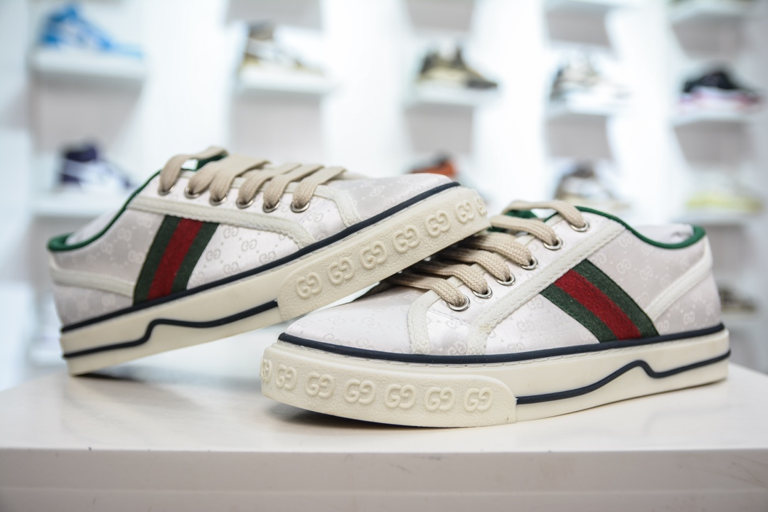 400 Gucci Tennis 1977 Print Sneaker古驰帆布印花复古休闲运动板鞋