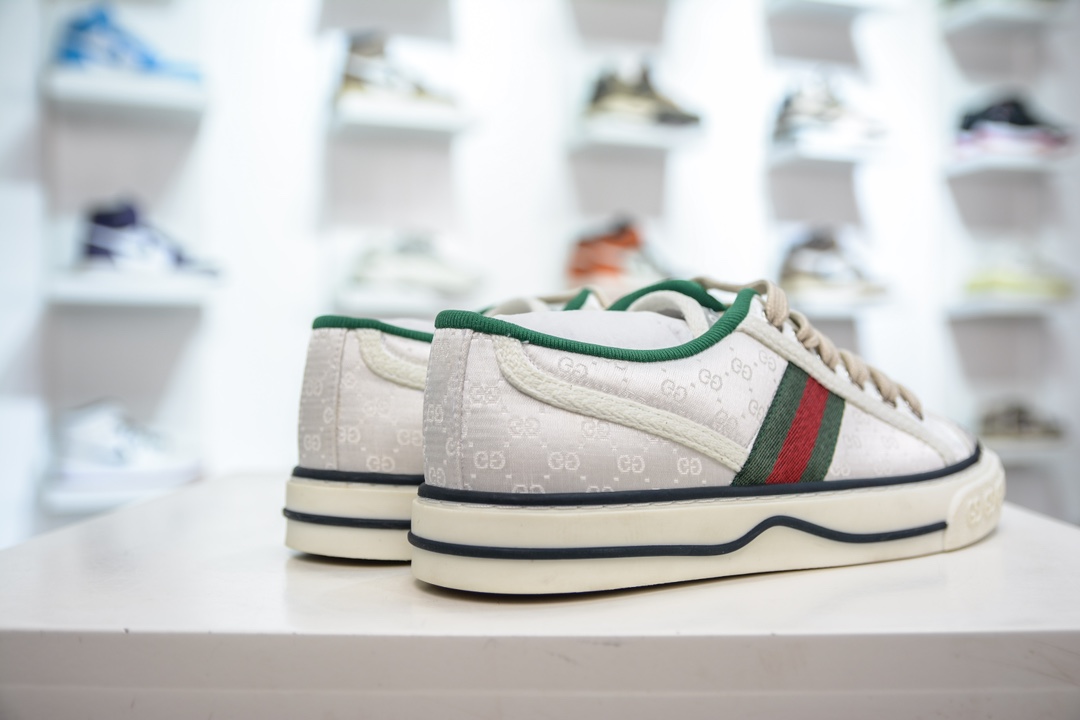 400 Gucci Tennis 1977 Print Sneaker古驰帆布印花复古休闲运动板鞋