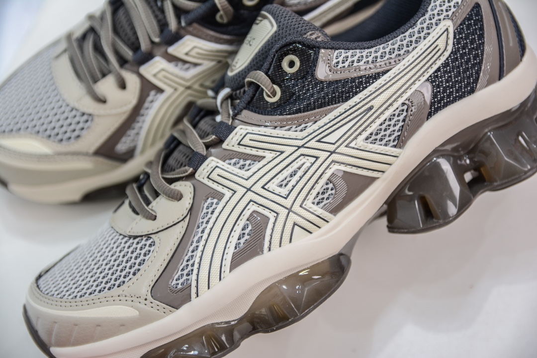 240 Asics Gel-QUANTUM KINETIC 纯原版本 亚瑟士运动休闲透气专业跑鞋   1203A270-201