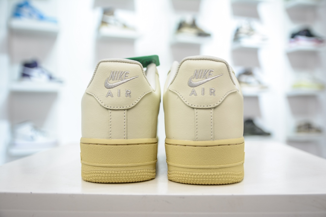 200 Nike Air Force 1 Low '07 LX "Certified Fresh" 防滑耐磨  DO9456-100