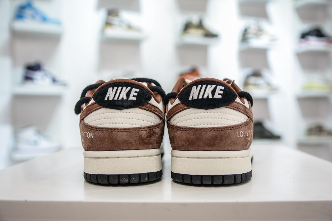 300 LV x Nike Dunk Low 黑棕拼接  SJ2068-233