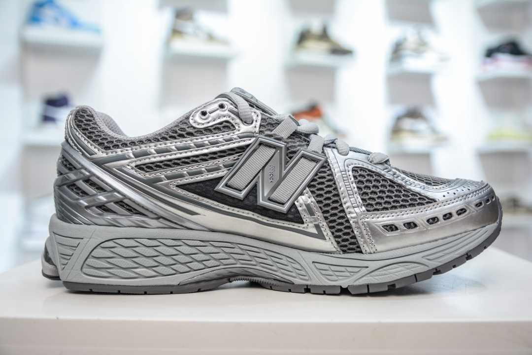 200 T版纯原 New Balance M1906REH 银灰 NB新百伦系列复古老爹风休闲运动慢跑鞋