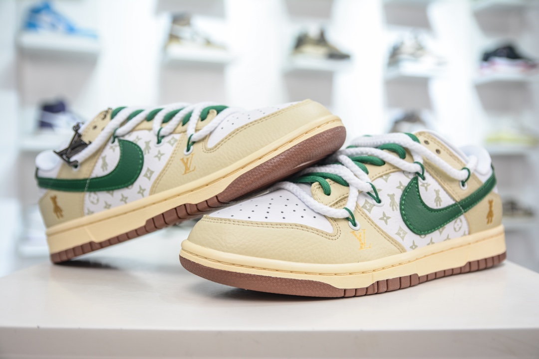 300 LV x Nike Dunk Low 米黄绿暴力熊 SJ2068-246