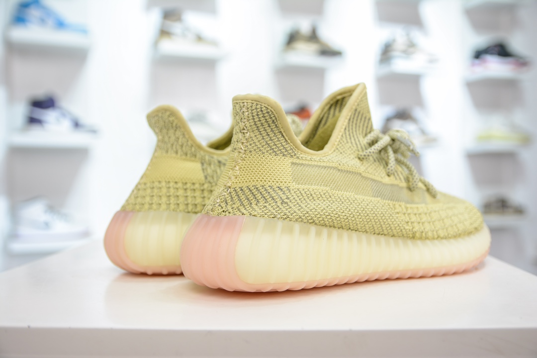 180 私人订单补齐 Yeezy 350V2 "Antlia" 脏黄满天星 FV3255