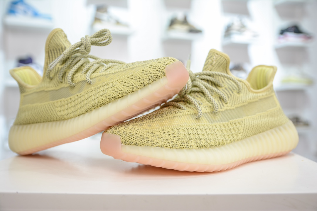 180 私人订单补齐 Yeezy 350V2 "Antlia" 脏黄满天星 FV3255