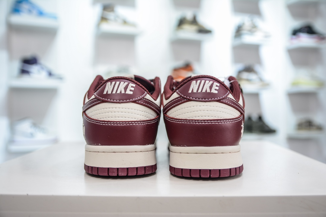 280 Stussy x Nike Dunk Low 斯图西 酒红满天星 BB9898-001