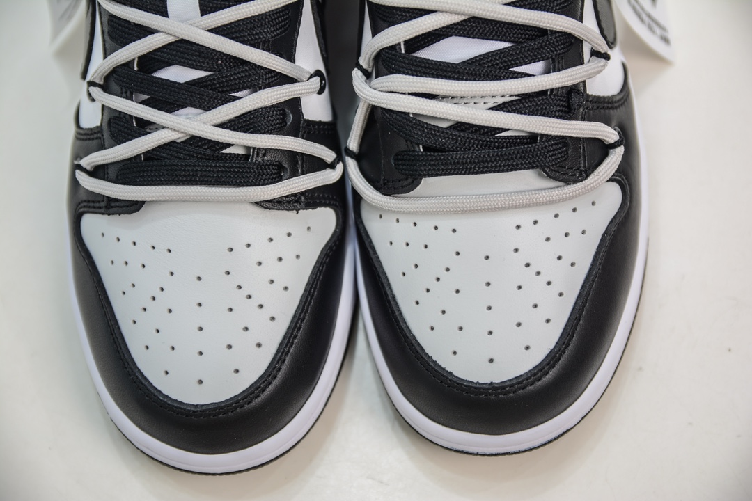 240 NK Dunk Low 定制配色 CW1590-100