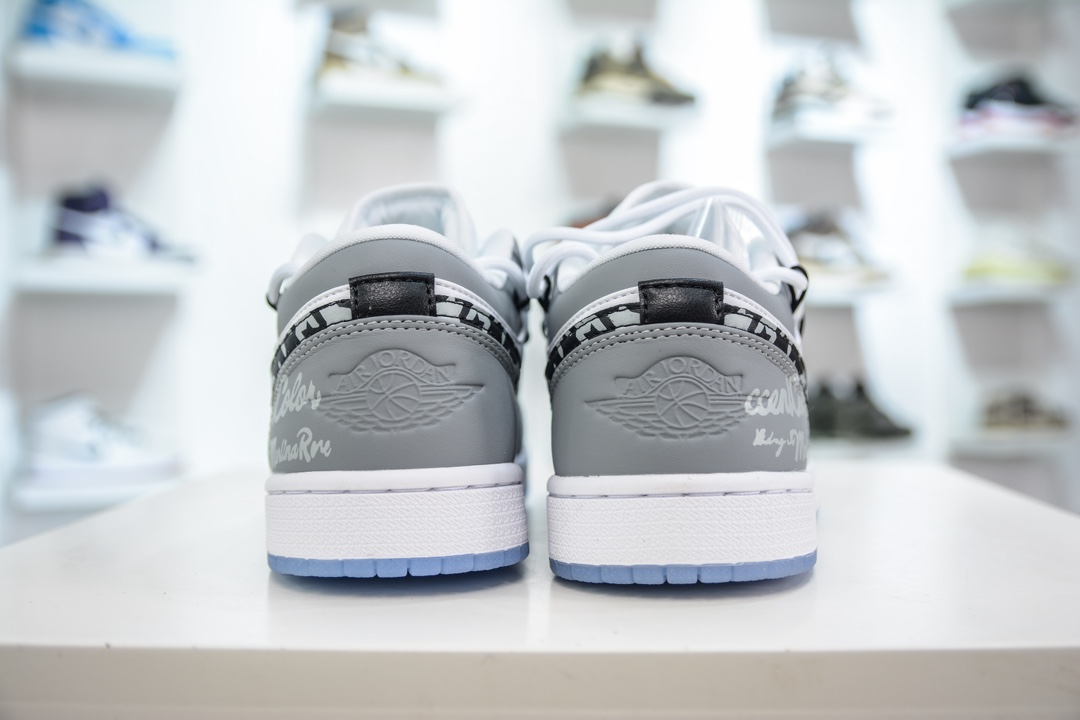 220 Air Jordan AJ1 Low 解构绑带低帮系列  DC0774-105