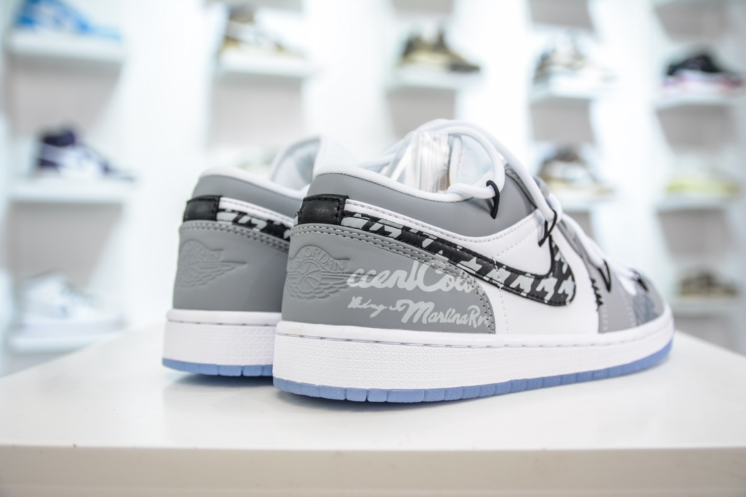 220 Air Jordan AJ1 Low 解构绑带低帮系列  DC0774-105